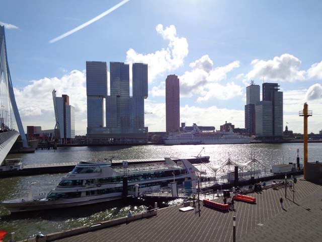 Cruiseschip ms Astor van Global Maritime Group aan de Cruise Terminal Rotterdam